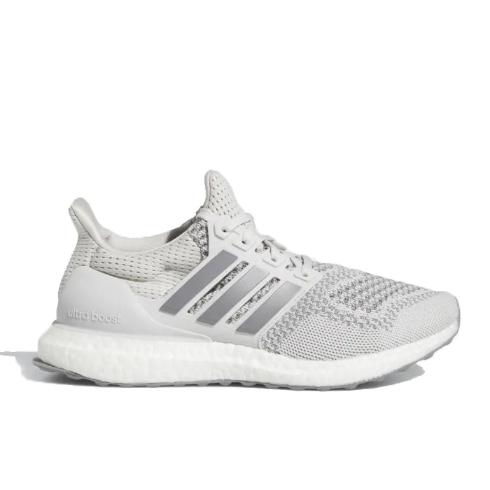 ULTRABOOST W – Seek Indonesia