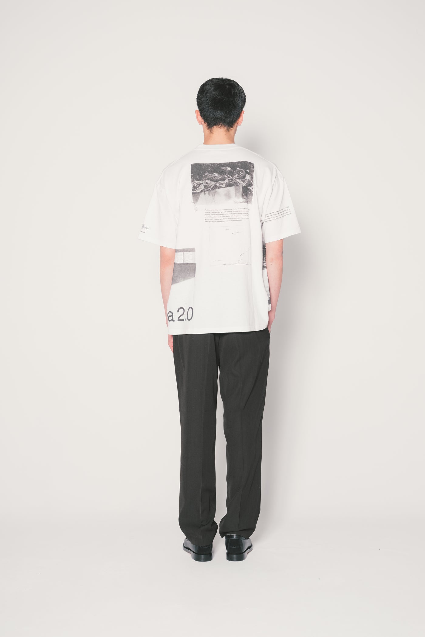 MEDIA 2.0 Ex. S/S PRINT T "MEDEIA 2.0"
