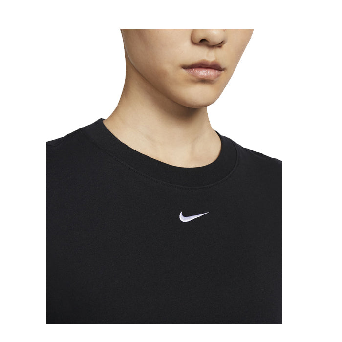 Nike Sportswear Essential – Seek Indonesia