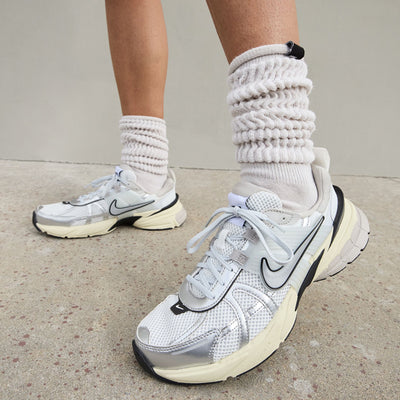 NIKE V2K RUN WOMENS