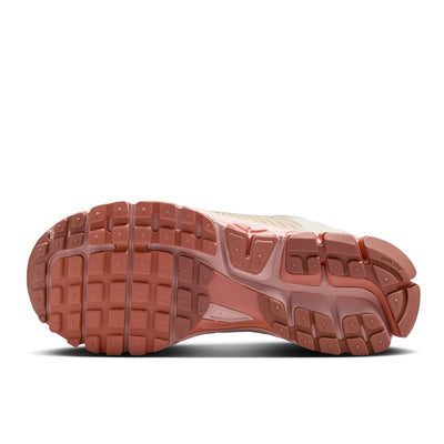 NIKE ZOOM VOMERO 5 WOMENS