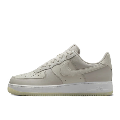 Nike Air Force 1 '07 LV8