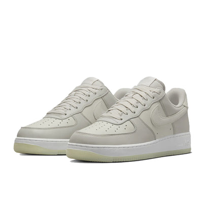 Nike Air Force 1 '07 LV8