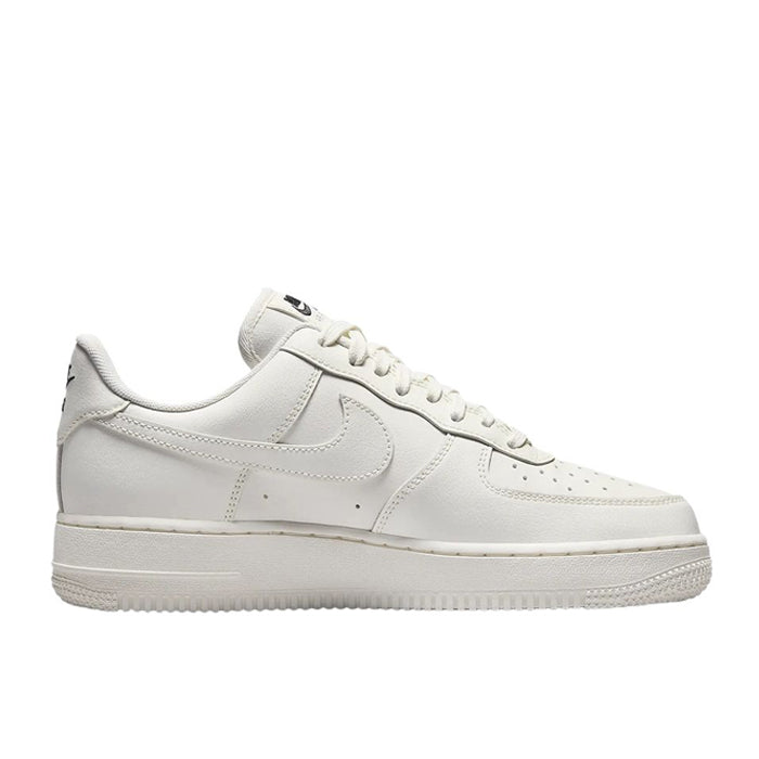 W Nike Air Force 1 ’07 Essential