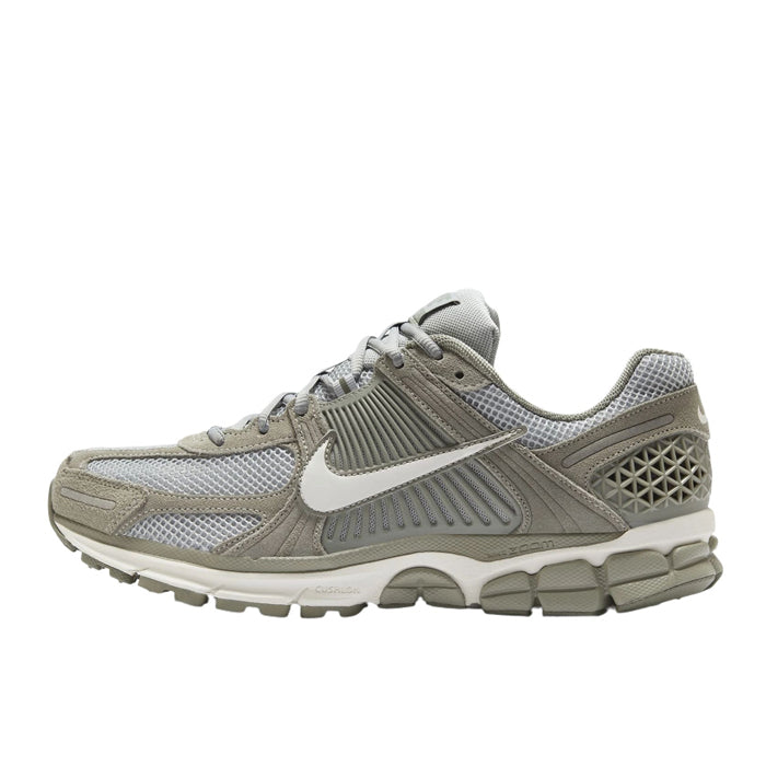 NIKE ZOOM VOMERO 5 MENS