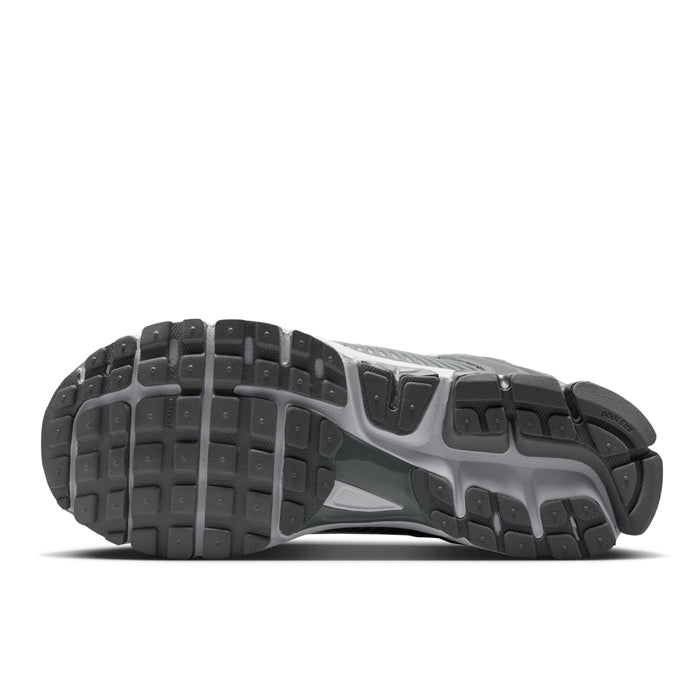 NIKE ZOOM VOMERO MENS – Seek Indonesia