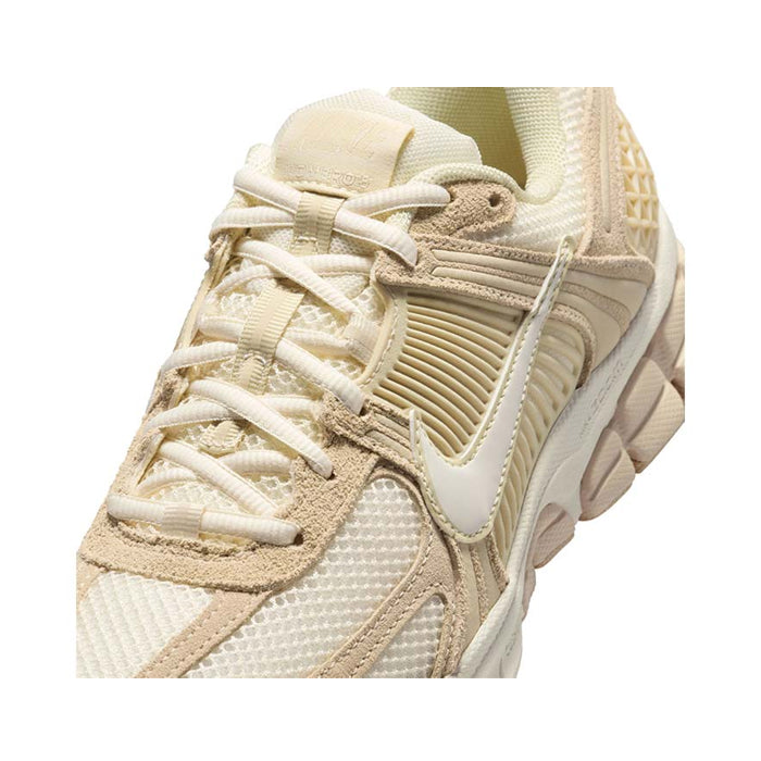 Nike Zoom Vomero 5 Womens
