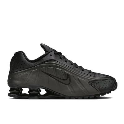NIKE SHOX R4