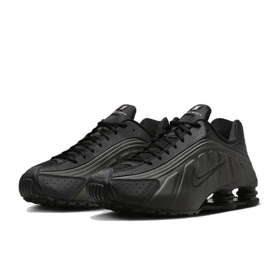 NIKE SHOX R4