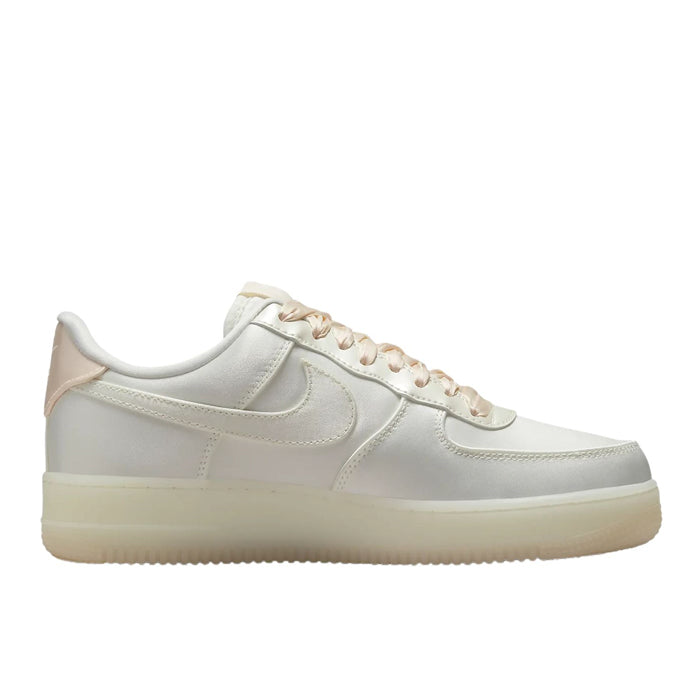 WMNS AIR FORCE 1 '07 LV8