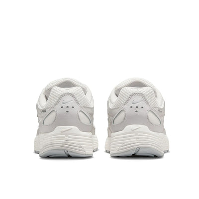 Nike P-6000 SE WOMENS