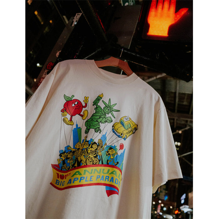 SHAREEF “APPLE PEEL”S/S BIG SHIRTS BIG APPLE PARADE T-SHIRT - NATURAL – Seek Indonesia