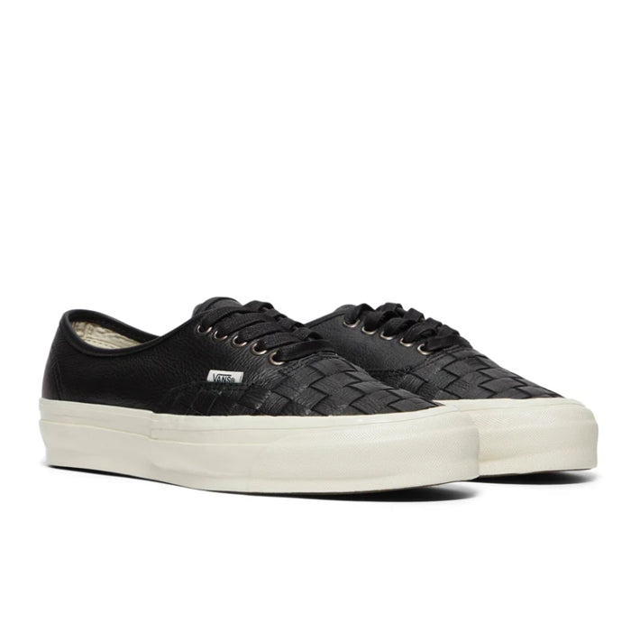 LX AUTHENTIC 44 – Seek Indonesia
