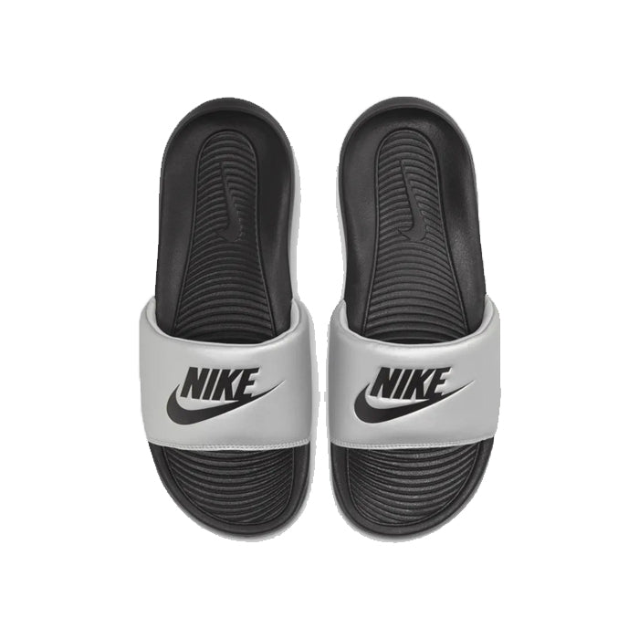 W NIKE VICTORI ONE SLIDE